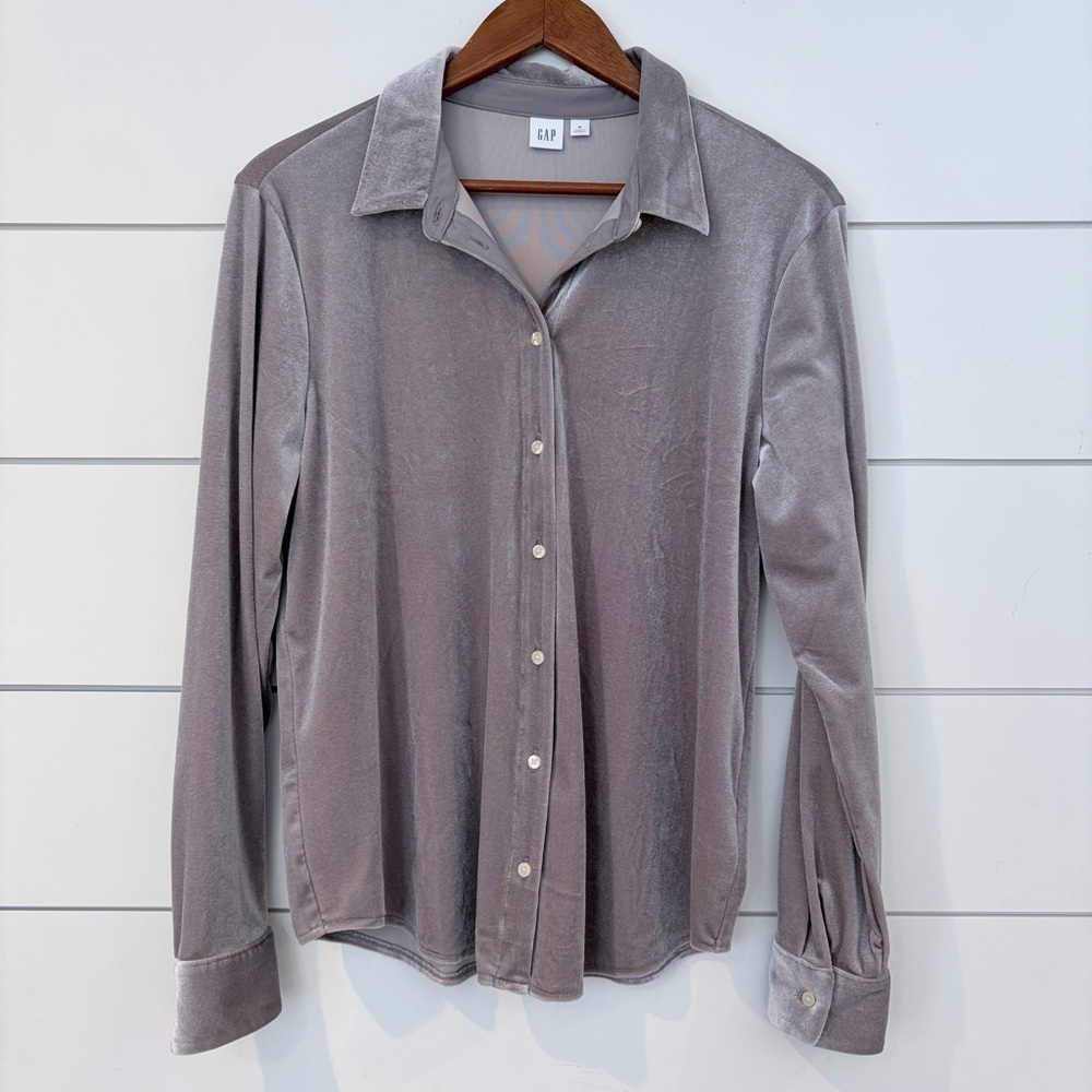 GAP Velvet Button Down Blouse Taupe Minimalist Soft Girl Stretch M Quiet Luxury